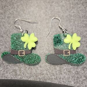 COPY - Sparkling Green Hat Earrings with Shamrock